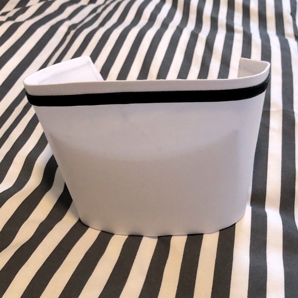 White Nurse’s cap w/ black trim & carrying case